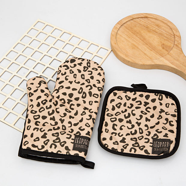 Thick Heat-Resistant Oven Gloves